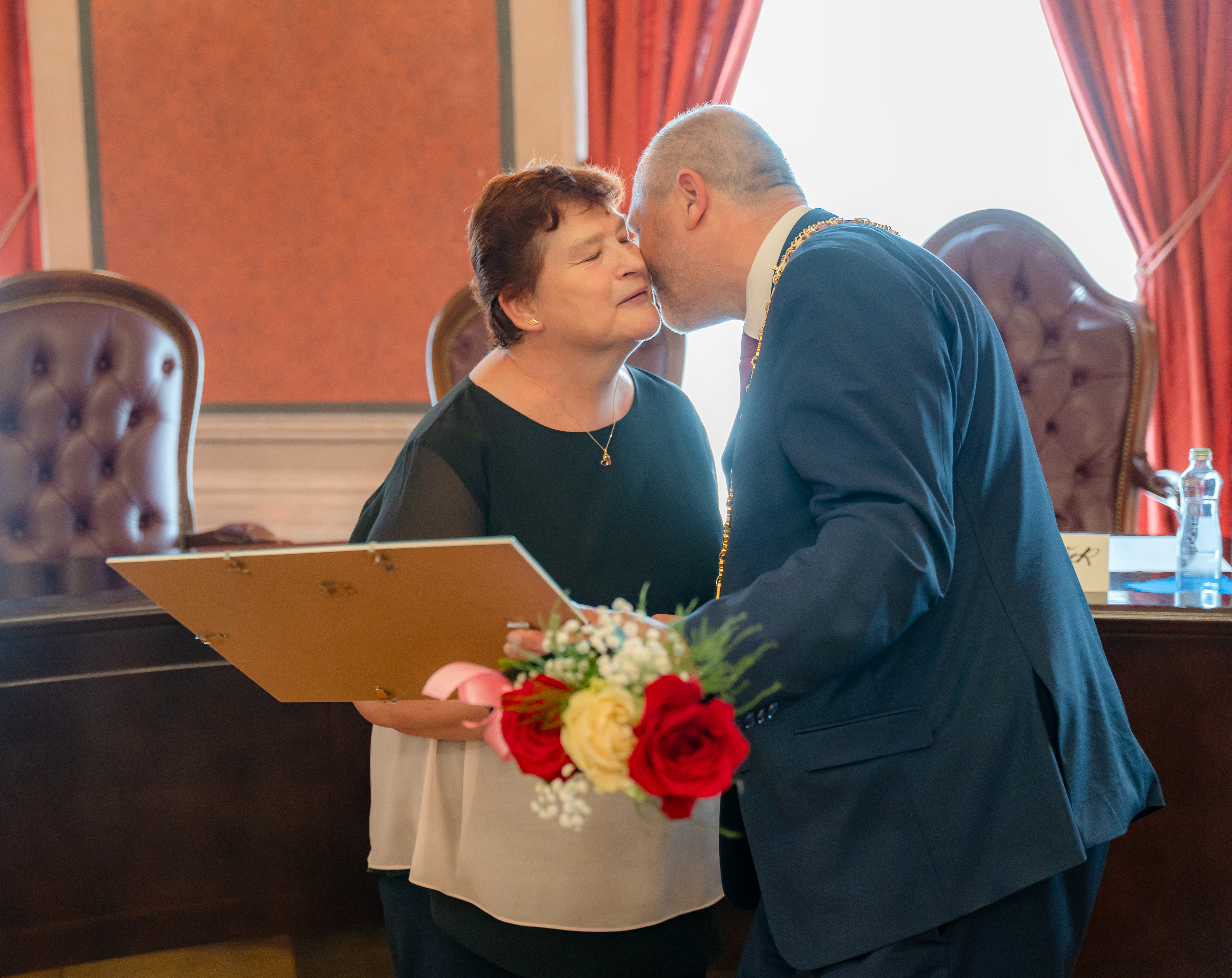Prijatie nepedagogickych zamestnancov v Historickej radnici-8